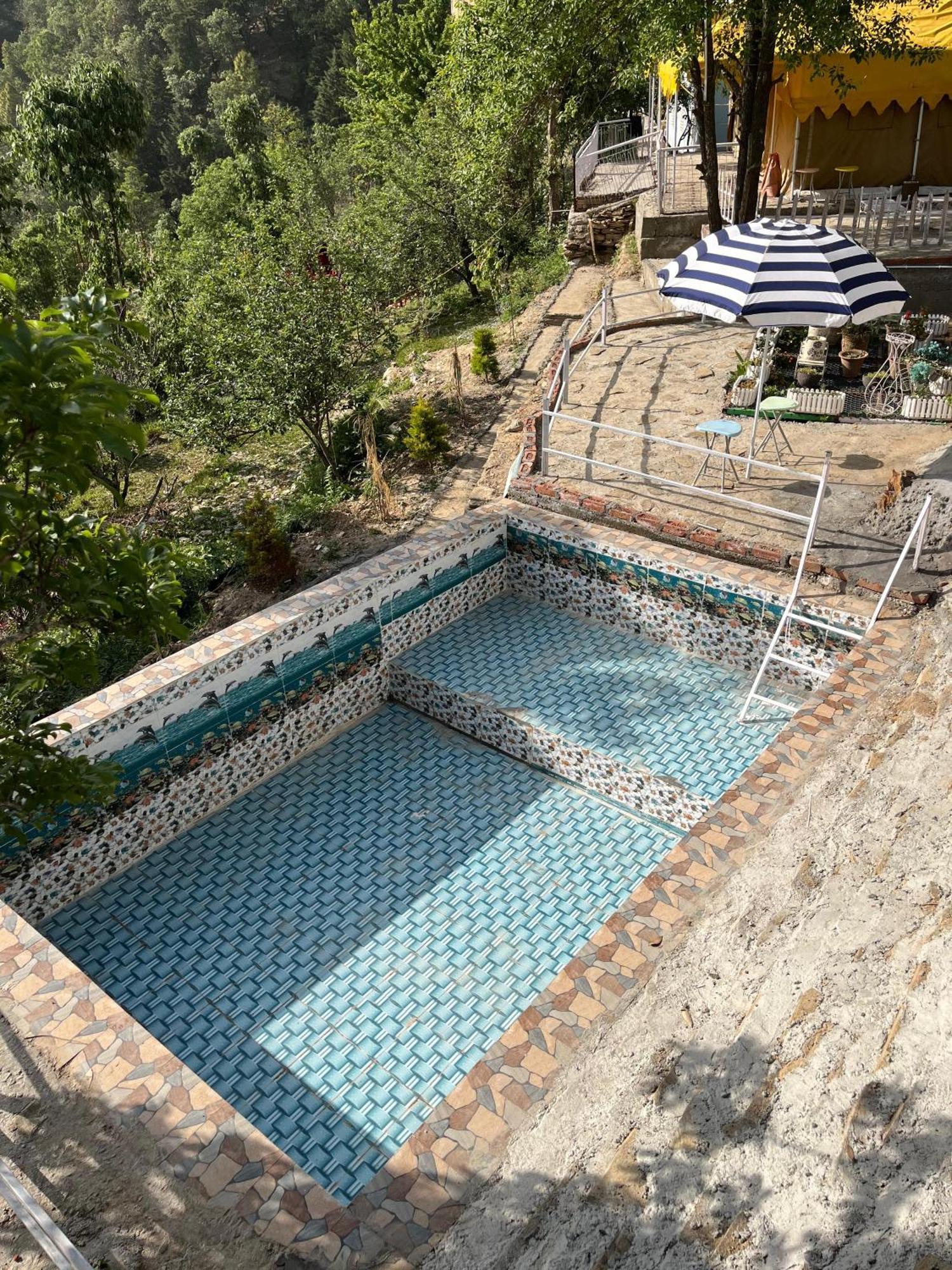 The Rare One'S Mukteshwar - Resort & Cafe Ngoại thất bức ảnh